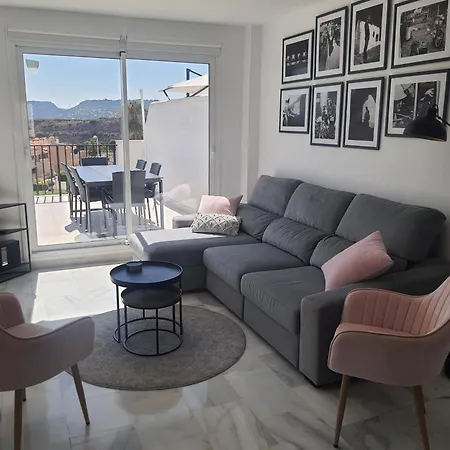 Casa Alina Casares